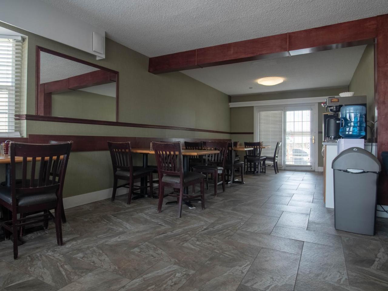 Best Budget Inn & Suites Kamloops Exterior foto